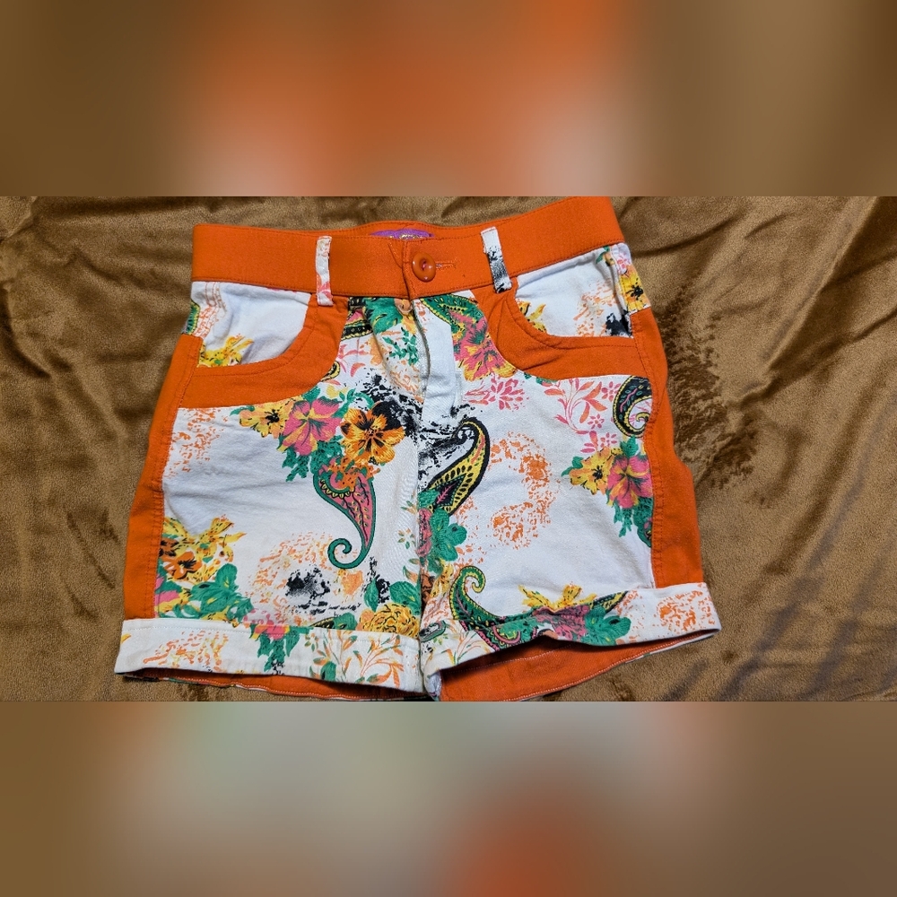Yelete Orange and White Floral Women's Shorts